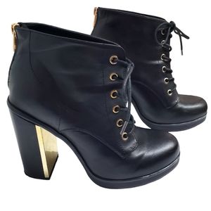 Torrid Black Faux Leather Mirrored Metal Chunky Heel Back Zip Ankle Boots Sz 8W